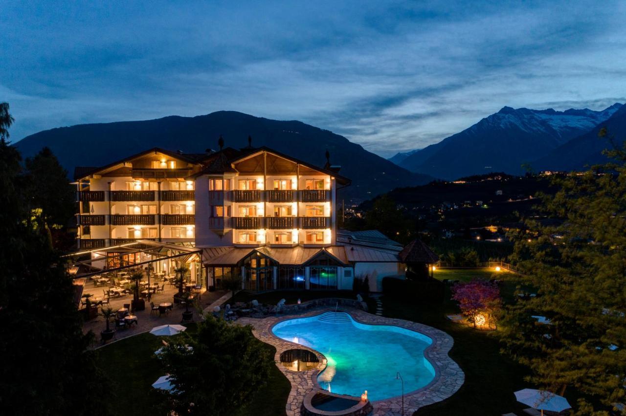 Burggräflerhof 4*
